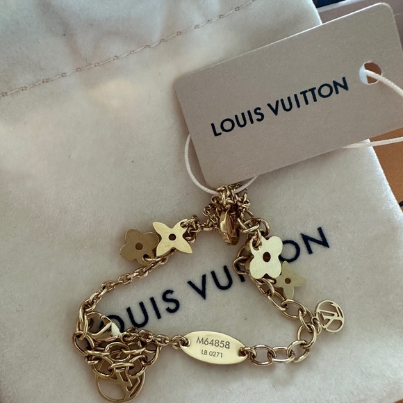 Louis Vuitton Blooming Bracelet - Authentic, only tried on. - Picture 2 of 8